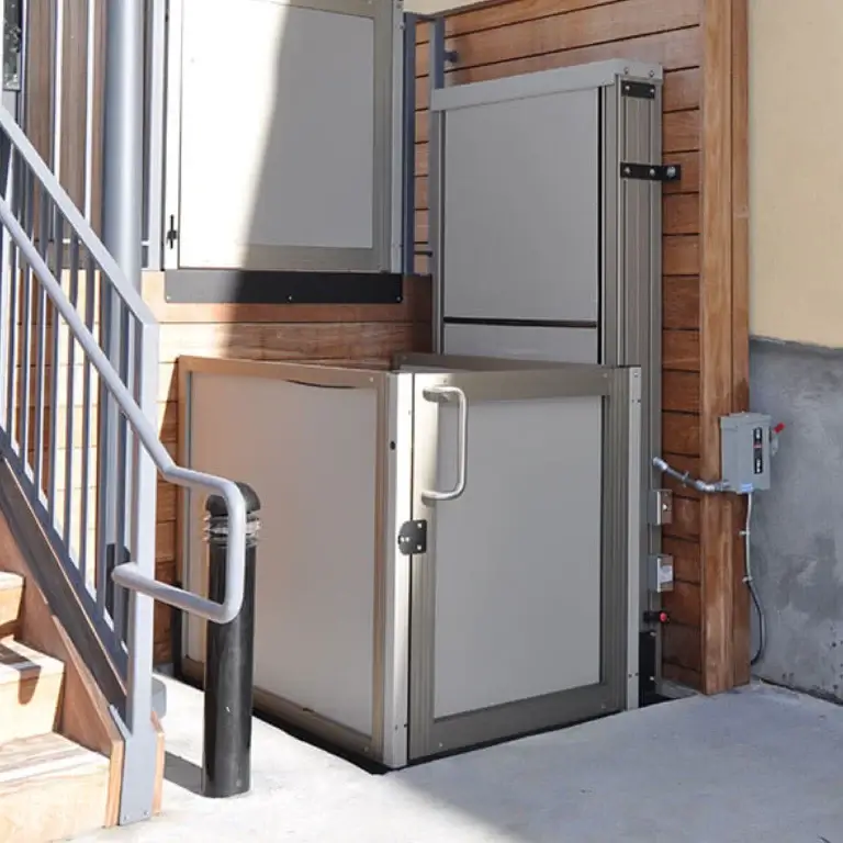 Vertical Wheelchair Lift(3)